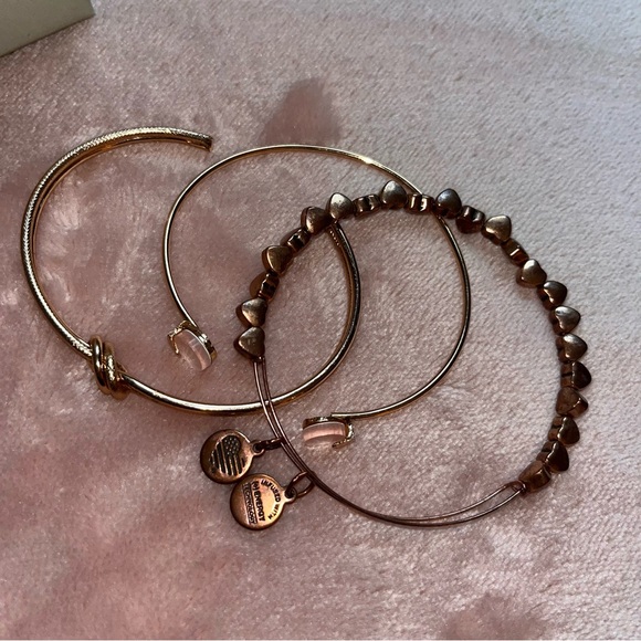 rose gold bracelet stack - Picture 2 of 2